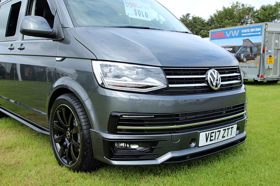 VW Transporter T6 Kombi